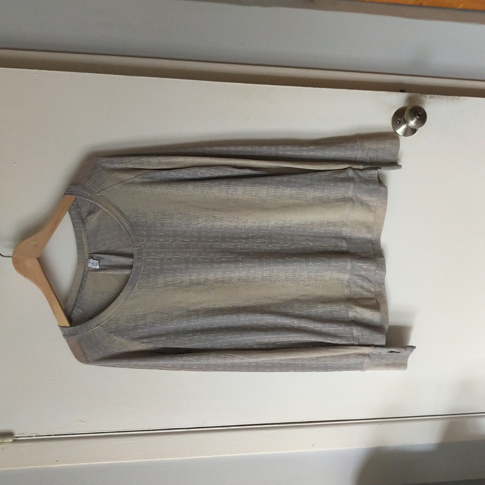 Lululemon long sleeve top